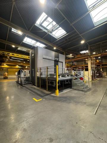 CNC - Machinig Center 5 - Axis